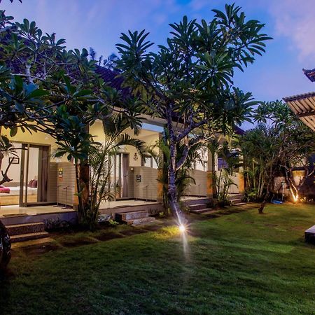 Jeje Fortis Guest House Nusa Lembongan Exterior photo